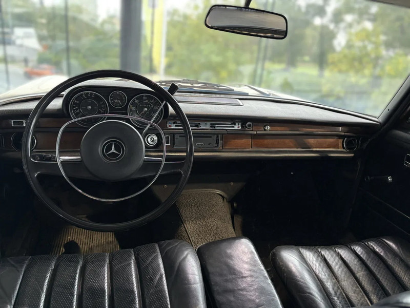 Mercedes-Benz 280SE *OldTimer*Automaat*LerenZetels*Schuifdak* - Osobní auto: obrázek 3 Mercedes-Benz 280SE *OldTimer*Automaat*LerenZetels*Schuifdak* - Osobní auto: obrázek 3