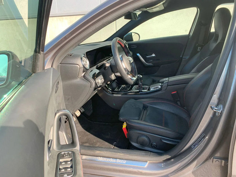 Mercedes-Benz A-Klasse A200 - Osobní auto: obrázek 3 Mercedes-Benz A-Klasse A200 - Osobní auto: obrázek 3