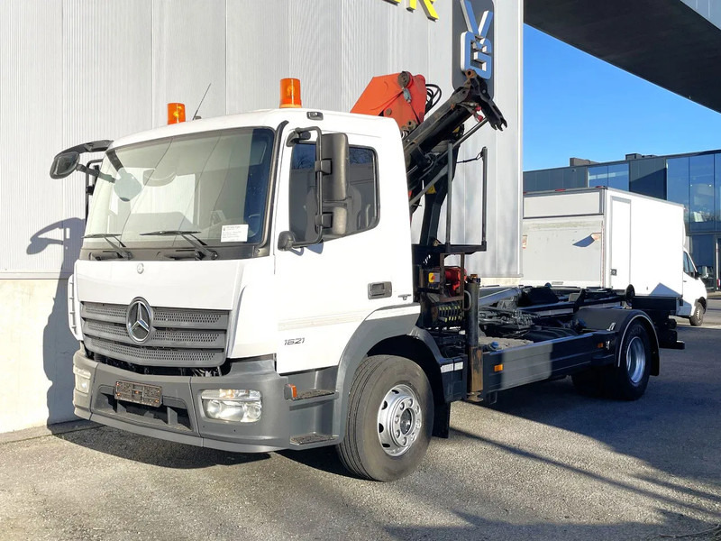 Mercedes-Benz Atego 1621 *Palfinger kraan*Containersysteem*luchtvering achteras*bluetooth - Hákový nosič kontejnerů, Auto s hydraulickou rukou: obrázek 1 Mercedes-Benz Atego 1621 *Palfinger kraan*Containersysteem*luchtvering achteras*bluetooth - Hákový nosič kontejnerů, Auto s hydraulickou rukou: obrázek 1