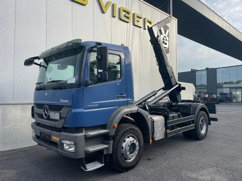 Mercedes-Benz Axor 1833 *cruise control*bluetooth*airconditioning*differentieelslot - Hákový nosič kontejnerů: obrázek 4 Mercedes-Benz Axor 1833 *cruise control*bluetooth*airconditioning*differentieelslot - Hákový nosič kontejnerů: obrázek 4