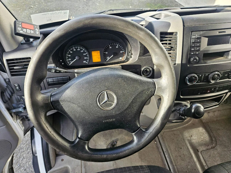 Mercedes-Benz Sprinter 313 - Chladící dodávka: obrázek 4 Mercedes-Benz Sprinter 313 - Chladící dodávka: obrázek 4
