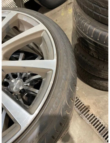 Pirelli *Brock velgen met Pirelli banden *235/35 ZR19 - Pneumatiky a ráfky pro Osobní auto: obrázek 3 Pirelli *Brock velgen met Pirelli banden *235/35 ZR19 - Pneumatiky a ráfky pro Osobní auto: obrázek 3