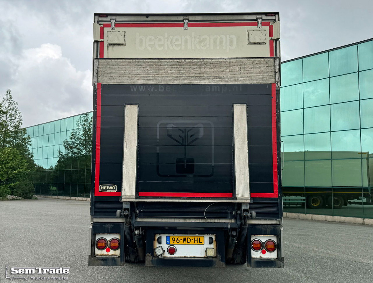 HTF Heiwo Isolated BOX TRS Cooling Tail Lift Holland-Trailer - Chladírenský přívěs: obrázek 4 HTF Heiwo Isolated BOX TRS Cooling Tail Lift Holland-Trailer - Chladírenský přívěs: obrázek 4