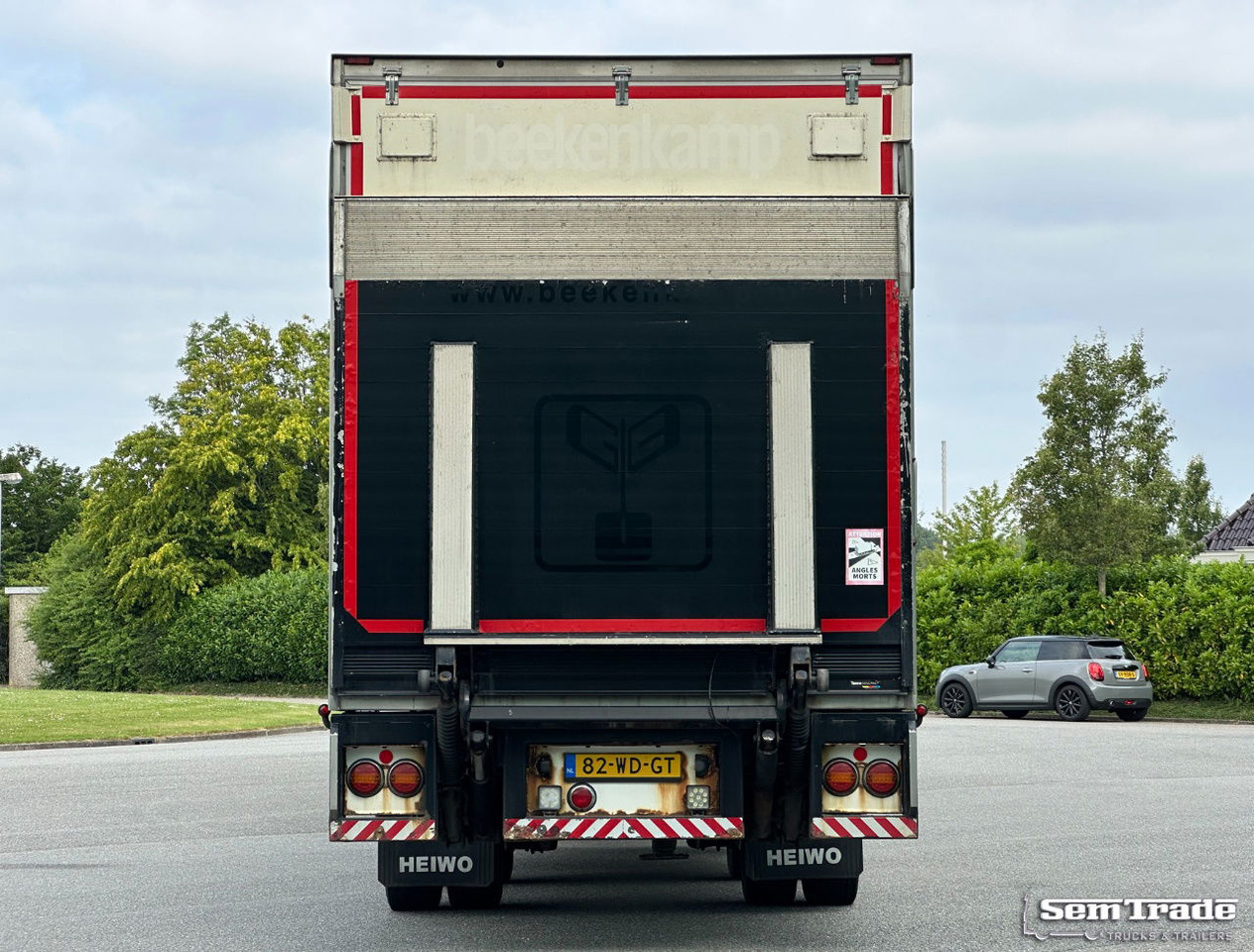 Scania R450 Retarder TRS Cooling Heiwo Isolated Boxes Tail Lift NL-Combi - Chladírenský nákladní automobil: obrázek 4 Scania R450 Retarder TRS Cooling Heiwo Isolated Boxes Tail Lift NL-Combi - Chladírenský nákladní automobil: obrázek 4