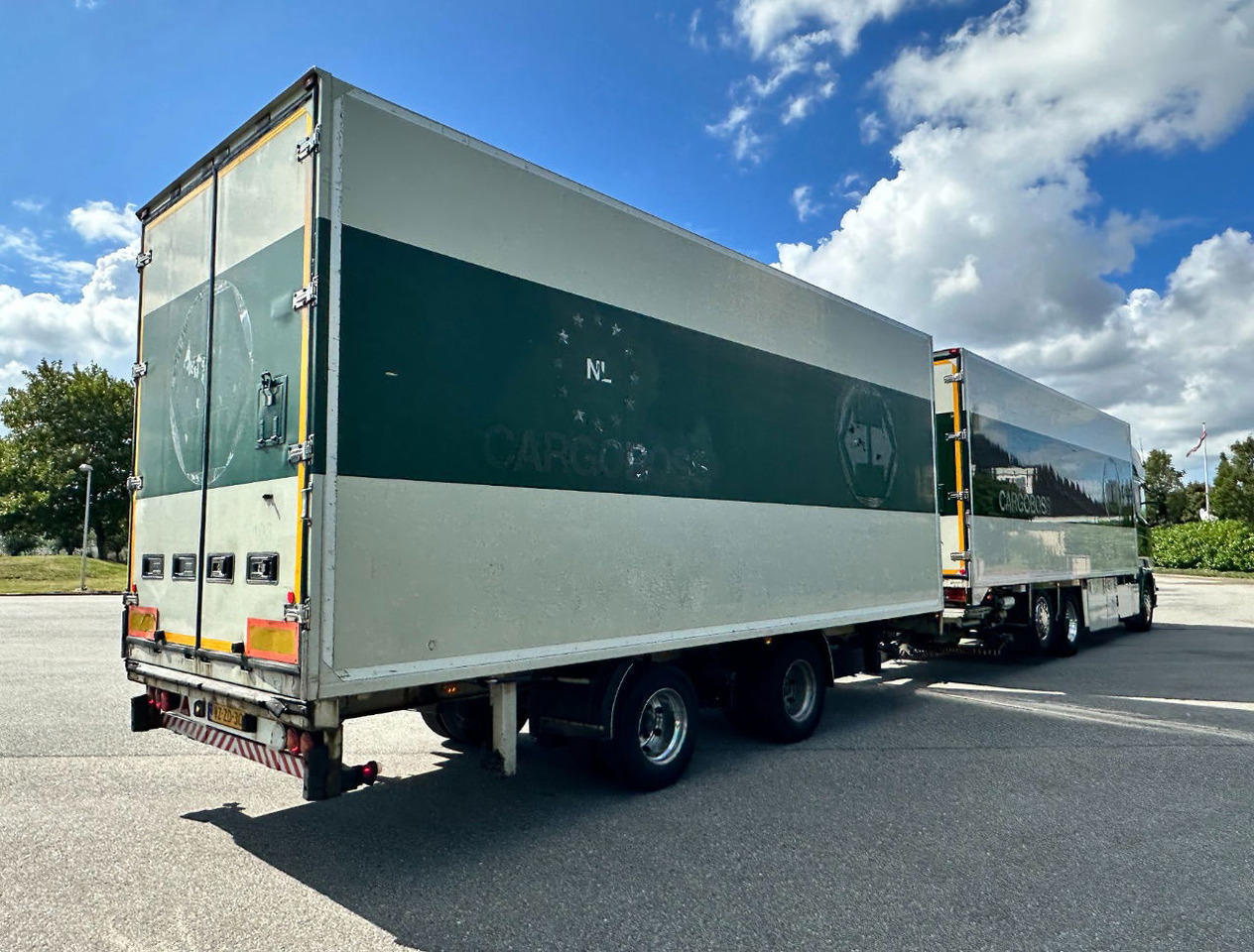 Scania R450 Retarder VAN Beurden Isolated Boxes TRS Cooling Tail Lift TOP Condition NL-Combi - Chladírenský nákladní automobil: obrázek 4 Scania R450 Retarder VAN Beurden Isolated Boxes TRS Cooling Tail Lift TOP Condition NL-Combi - Chladírenský nákladní automobil: obrázek 4