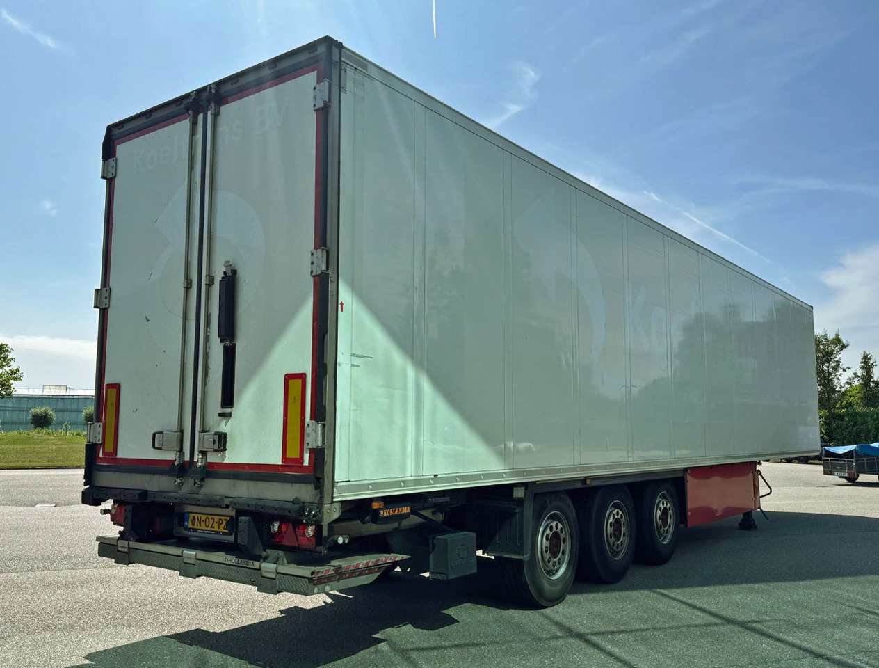Schmitz Cargobull SCBS3B 270 CM High Flower Wide Liftaxle Tail Lift NL Trailer 6 - Chladírenský návěs: obrázek 5 Schmitz Cargobull SCBS3B 270 CM High Flower Wide Liftaxle Tail Lift NL Trailer 6 - Chladírenský návěs: obrázek 5