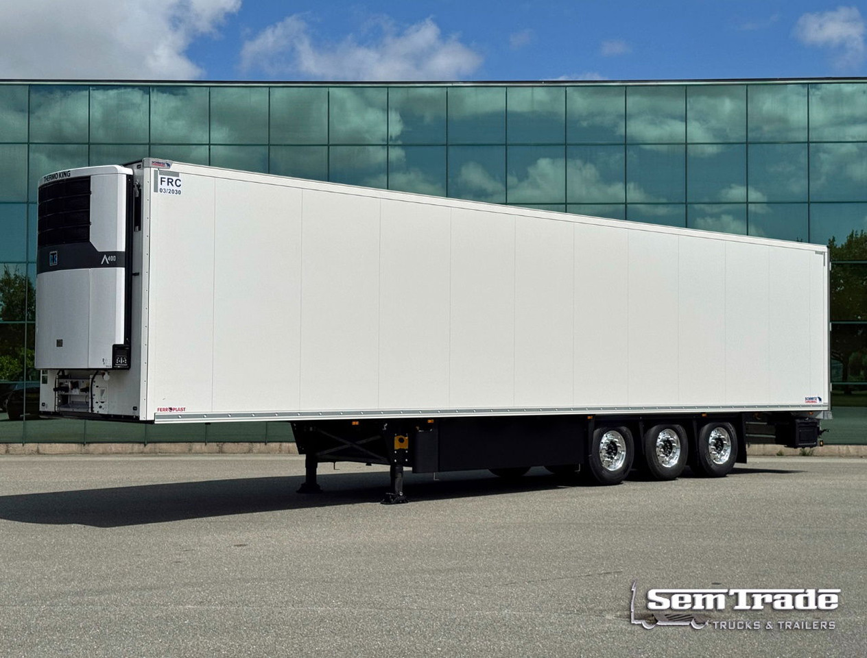 Schmitz Cargobull SCBS3B Thermo King Avancer A-400 270 High NEW AND Unused 2x Lift Axles Flower Wide - Chladírenský návěs: obrázek 1 Schmitz Cargobull SCBS3B Thermo King Avancer A-400 270 High NEW AND Unused 2x Lift Axles Flower Wide - Chladírenský návěs: obrázek 1