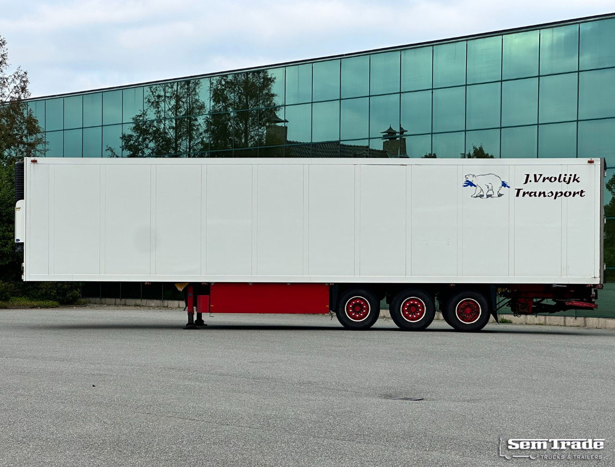 Schmitz Cargobull SKO 24 Carrier Maxima 1300 Flower Wide 2X Lift Axle - Chladírenský návěs: obrázek 2 Schmitz Cargobull SKO 24 Carrier Maxima 1300 Flower Wide 2X Lift Axle - Chladírenský návěs: obrázek 2