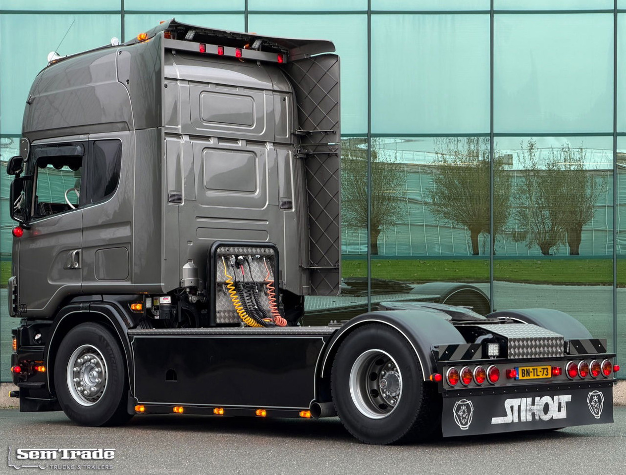 Scania R164-480 V8 King Retarder Manual Gearbox Showtruck Completely Rebuild Unique Condition - Tahač: obrázek 3 Scania R164-480 V8 King Retarder Manual Gearbox Showtruck Completely Rebuild Unique Condition - Tahač: obrázek 3