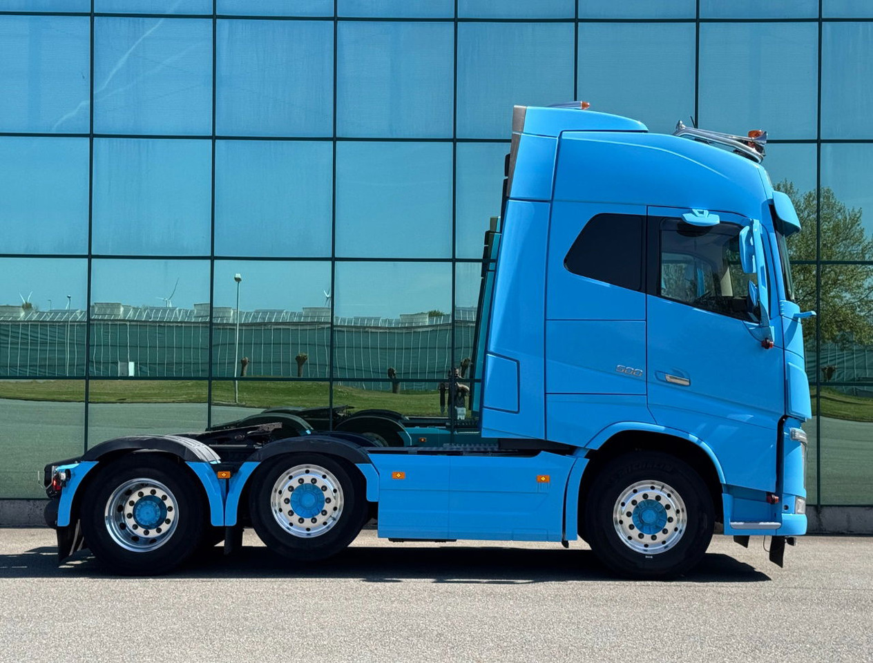 Volvo FH 500 6X2 Full AIR 671.000 KM 2x Tanks TOP Condition NL Truck - Tahač: obrázek 5 Volvo FH 500 6X2 Full AIR 671.000 KM 2x Tanks TOP Condition NL Truck - Tahač: obrázek 5