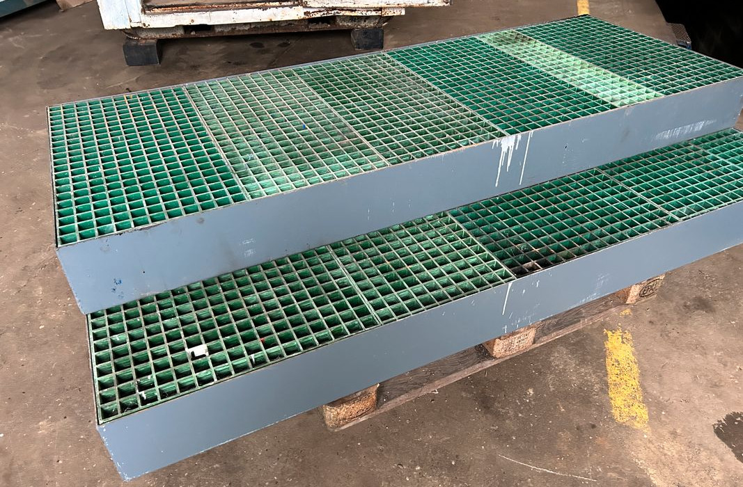 Racks à palettes Rayonnages Rangement pour transporteur ou logistique paletisable .Bacs de retention - Skladový regál: obrázek 4 Racks à palettes Rayonnages Rangement pour transporteur ou logistique paletisable .Bacs de retention - Skladový regál: obrázek 4