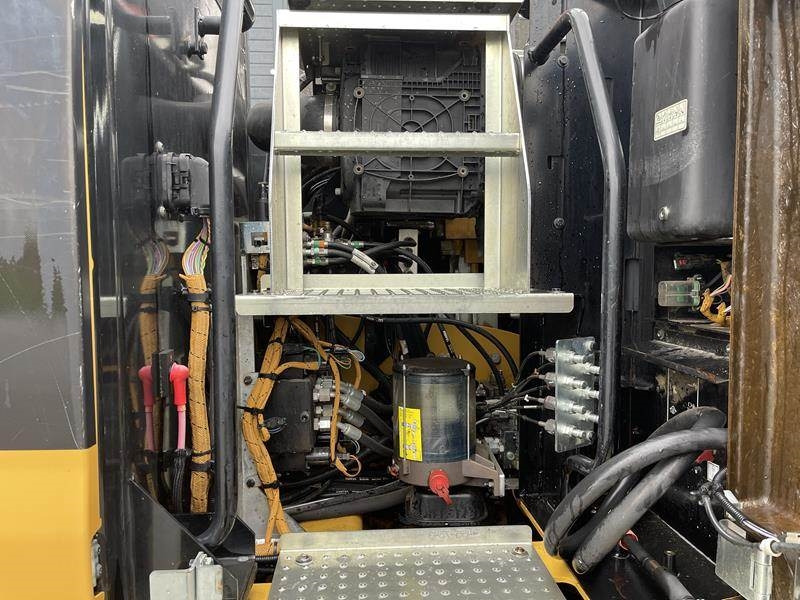 Cat M 314 F - Kolesové rýpadlo: obrázek 4 Cat M 314 F - Kolesové rýpadlo: obrázek 4