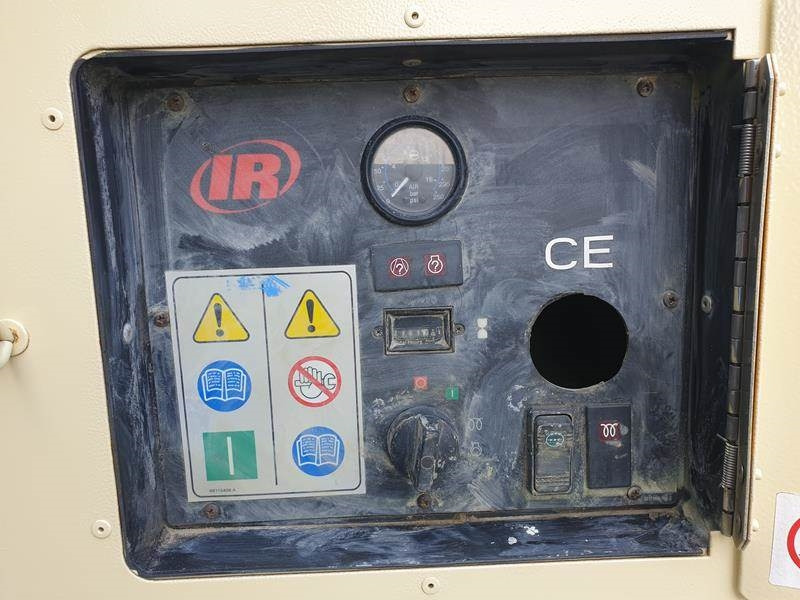 Mobilní kompresor Doosan 14 / 115 - N: obrázek 14 Mobilní kompresor Doosan 14 / 115 - N: obrázek 14