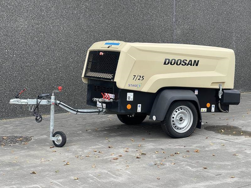 Doosan 7 / 25 - G - N - Mobilní kompresor: obrázek 1 Doosan 7 / 25 - G - N - Mobilní kompresor: obrázek 1