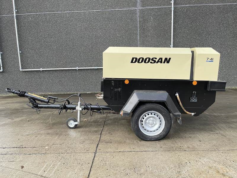 Doosan 7 / 41 - N - Mobilní kompresor: obrázek 1 Doosan 7 / 41 - N - Mobilní kompresor: obrázek 1