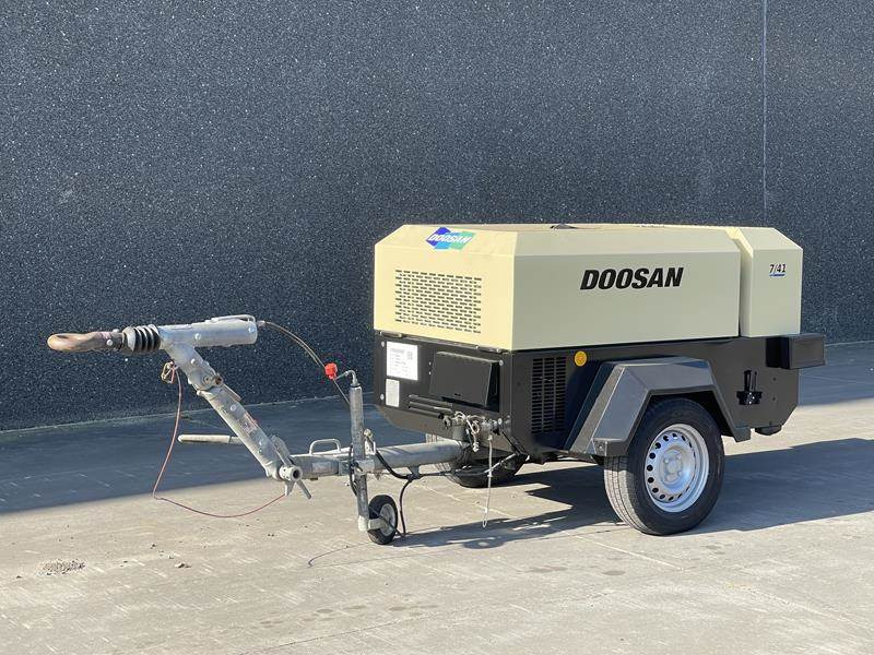 Doosan 7 / 41 - N - Mobilní kompresor: obrázek 1 Doosan 7 / 41 - N - Mobilní kompresor: obrázek 1