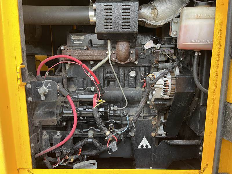 Doosan G 40 - Elektrický generátor: obrázek 4 Doosan G 40 - Elektrický generátor: obrázek 4