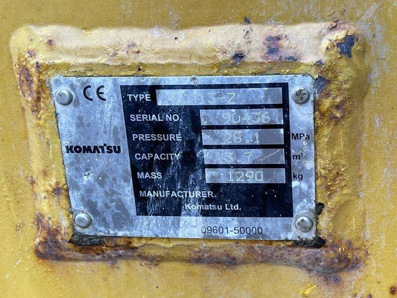 Komatsu D 65 PX - 18 - Buldozer: obrázek 4 Komatsu D 65 PX - 18 - Buldozer: obrázek 4