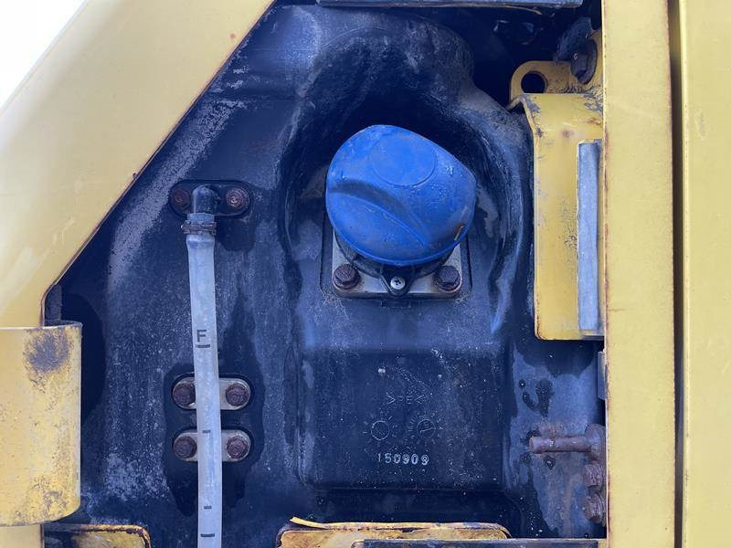 Komatsu D 65 PX - 18 - Buldozer: obrázek 3 Komatsu D 65 PX - 18 - Buldozer: obrázek 3