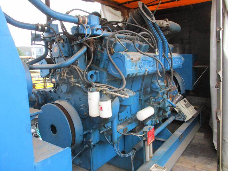 Wärtsilä UD 25 - Elektrický generátor: obrázek 4 Wärtsilä UD 25 - Elektrický generátor: obrázek 4