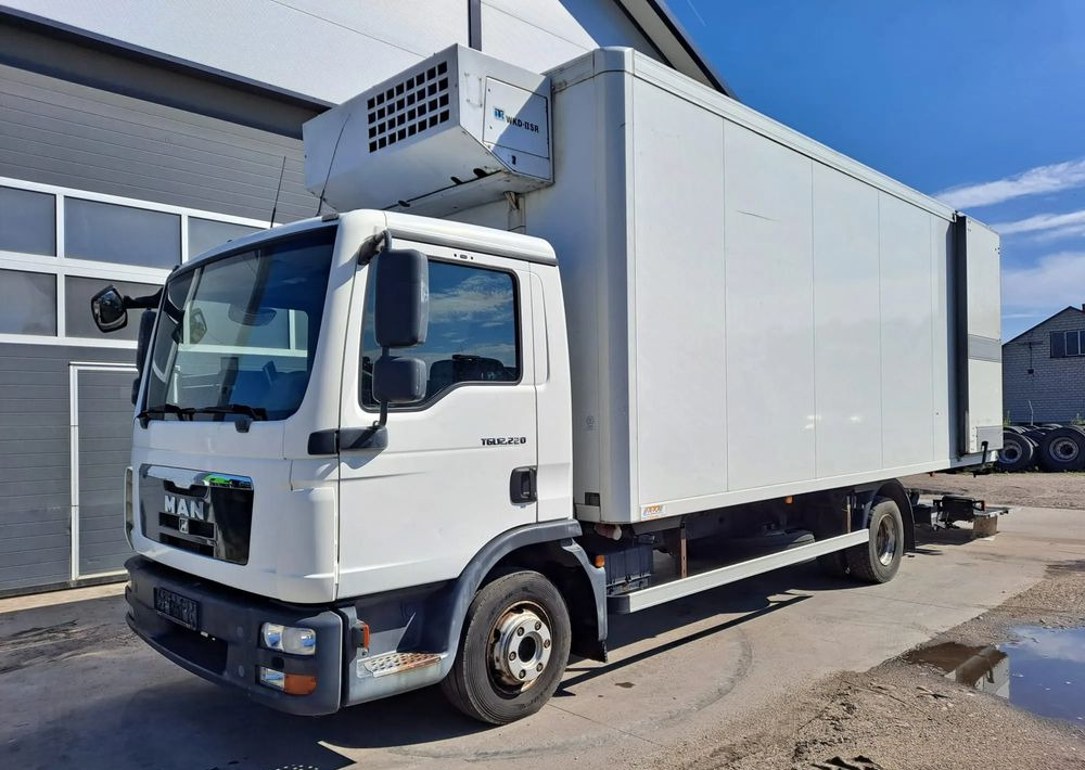 MAN TGL 12.220 Chłodnia agregat WKD-II SR - Chladírenský nákladní automobil: obrázek 2 MAN TGL 12.220 Chłodnia agregat WKD-II SR - Chladírenský nákladní automobil: obrázek 2