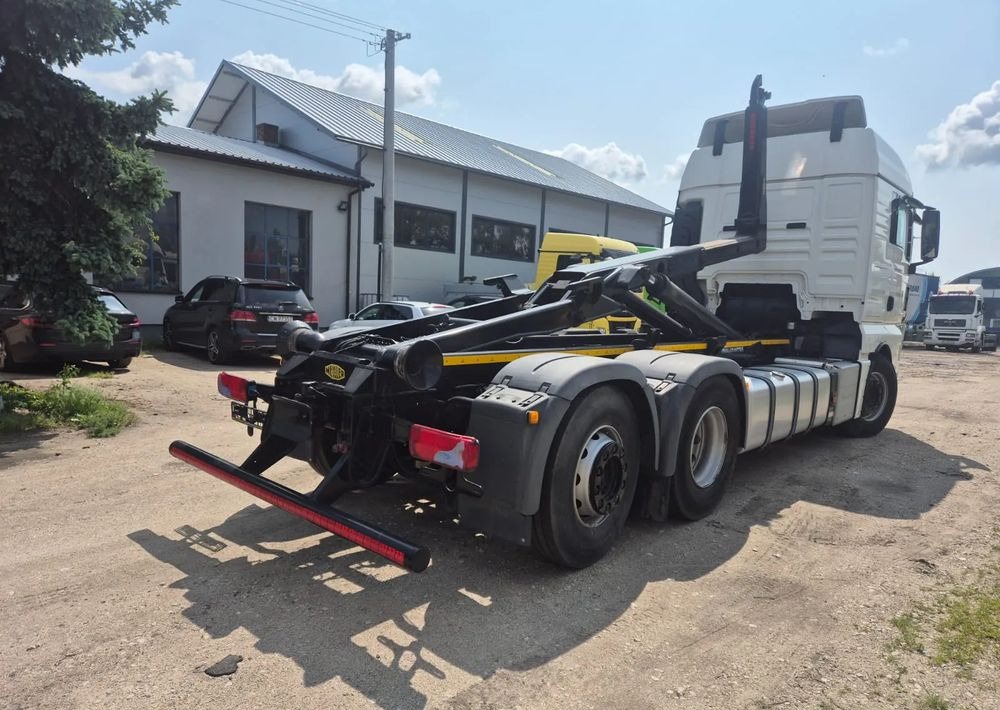 MAN TGX 26-460 oś skrętna Hakowiec - Hákový nosič kontejnerů: obrázek 3 MAN TGX 26-460 oś skrętna Hakowiec - Hákový nosič kontejnerů: obrázek 3