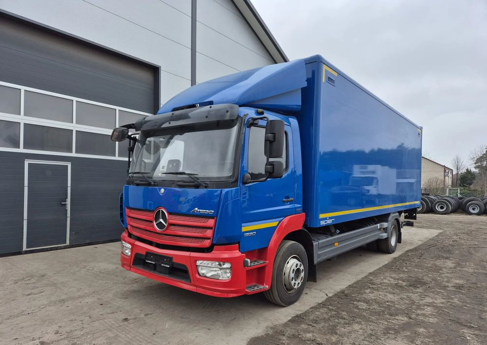 Mercedes-Benz Atego 1330 Euro 6 - Skříňový nákladní auto: obrázek 1 Mercedes-Benz Atego 1330 Euro 6 - Skříňový nákladní auto: obrázek 1