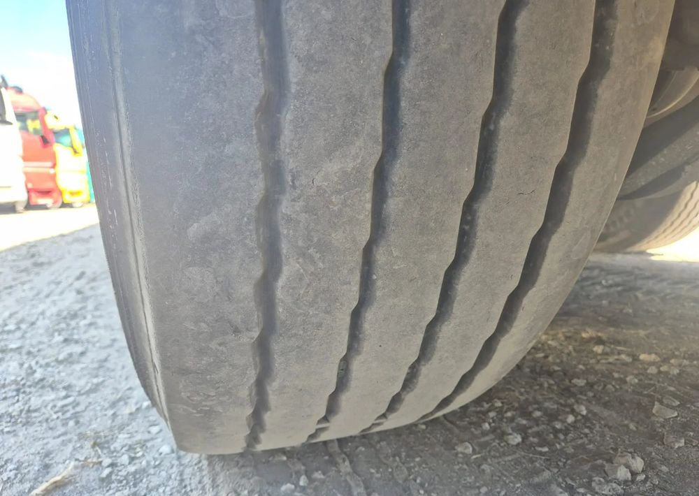 S posuvnou podlahou návěs Stas Naczepa STAS ruchoma podłoga 92m: obrázek 13 S posuvnou podlahou návěs Stas Naczepa STAS ruchoma podłoga 92m: obrázek 13