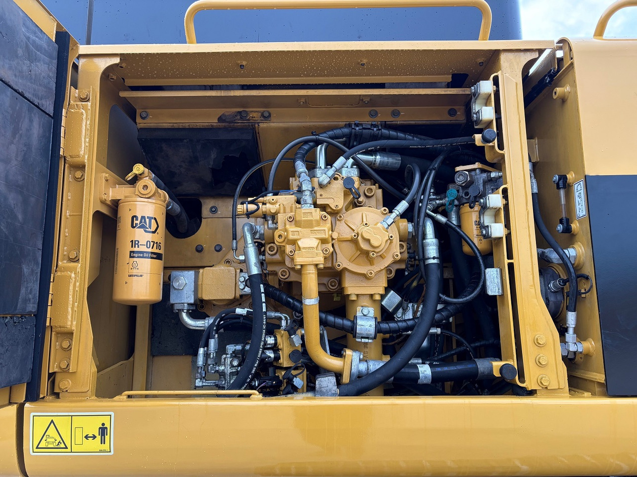 Pásové rýpadlo CATERPILLAR 345DL: obrázek 11 Pásové rýpadlo CATERPILLAR 345DL: obrázek 11