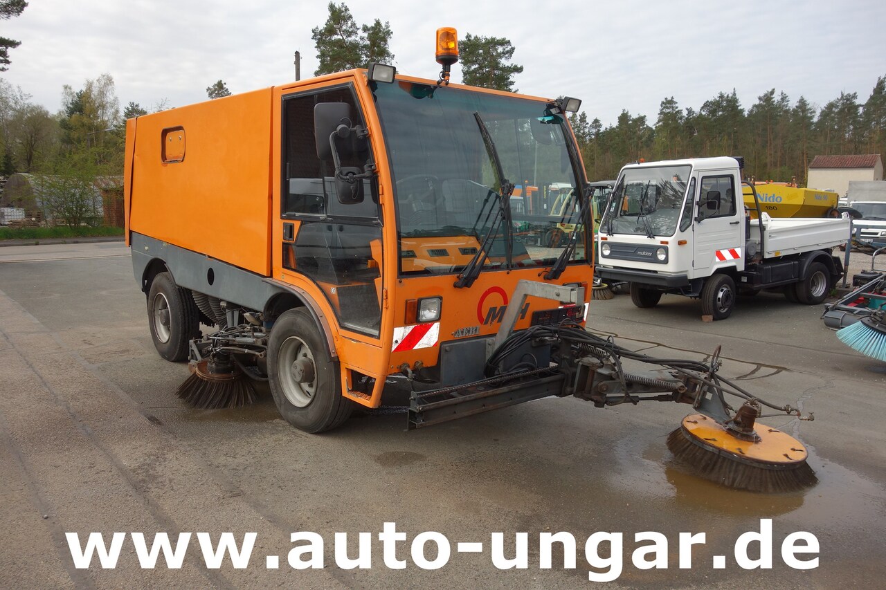 Aebi Schmidt MFH 5000 Kehrmaschine 4-Rad Lenkung Wildkrautbesen - Zametací vůz: obrázek 3 Aebi Schmidt MFH 5000 Kehrmaschine 4-Rad Lenkung Wildkrautbesen - Zametací vůz: obrázek 3