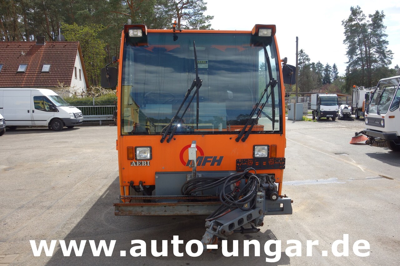 Aebi Schmidt MFH 5000 Kehrmaschine Ersatzteilträger - SpareParts EZ 2000 - Zametací vůz: obrázek 2 Aebi Schmidt MFH 5000 Kehrmaschine Ersatzteilträger - SpareParts EZ 2000 - Zametací vůz: obrázek 2