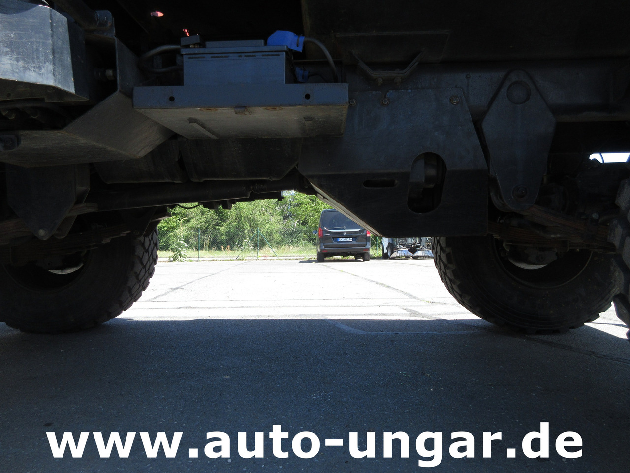 Hasičský vůz BRIMONT PM ETR Feuerwehr 4x4x4 AHK verwindbarer Rahmen Off-Road Winde Kriechgang: obrázek 14