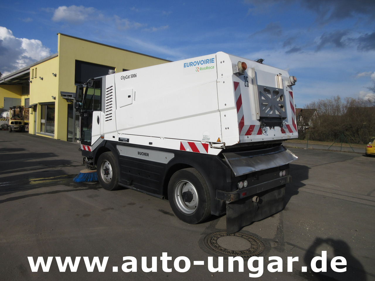 Bucher CityCat CC 5006 FPT Euro 6 Diesel Kehrmaschine 5m³ 4-Rad-Lenkung - Zametací vůz: obrázek 4 Bucher CityCat CC 5006 FPT Euro 6 Diesel Kehrmaschine 5m³ 4-Rad-Lenkung - Zametací vůz: obrázek 4