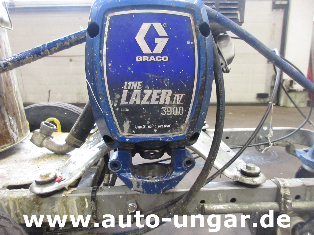 Graco LineLazer IV 3900 Airless Pumpe defekt Straßenmarkierung Roadmarking Traceuse - Technika pro ukládaní asfaltu: obrázek 2 Graco LineLazer IV 3900 Airless Pumpe defekt Straßenmarkierung Roadmarking Traceuse - Technika pro ukládaní asfaltu: obrázek 2