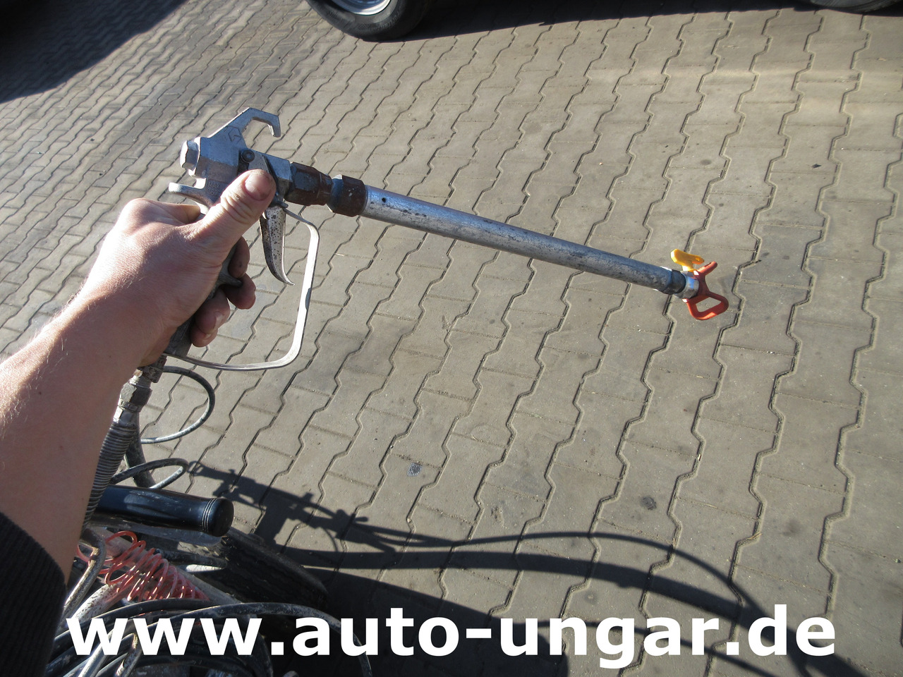 Graco LineLazer Striper GM 5000 Airless Roadmarking Machine Straßenmarkierung - Technika pro ukládaní asfaltu: obrázek 5 Graco LineLazer Striper GM 5000 Airless Roadmarking Machine Straßenmarkierung - Technika pro ukládaní asfaltu: obrázek 5
