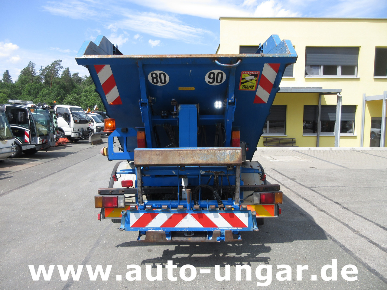 ISUZU NQR Smoother Q75 Y07 Müllwagen 8m³ TECNO 7.500kg Kipper Presse Lifter - Vůz na odvoz odpadků: obrázek 5 ISUZU NQR Smoother Q75 Y07 Müllwagen 8m³ TECNO 7.500kg Kipper Presse Lifter - Vůz na odvoz odpadků: obrázek 5