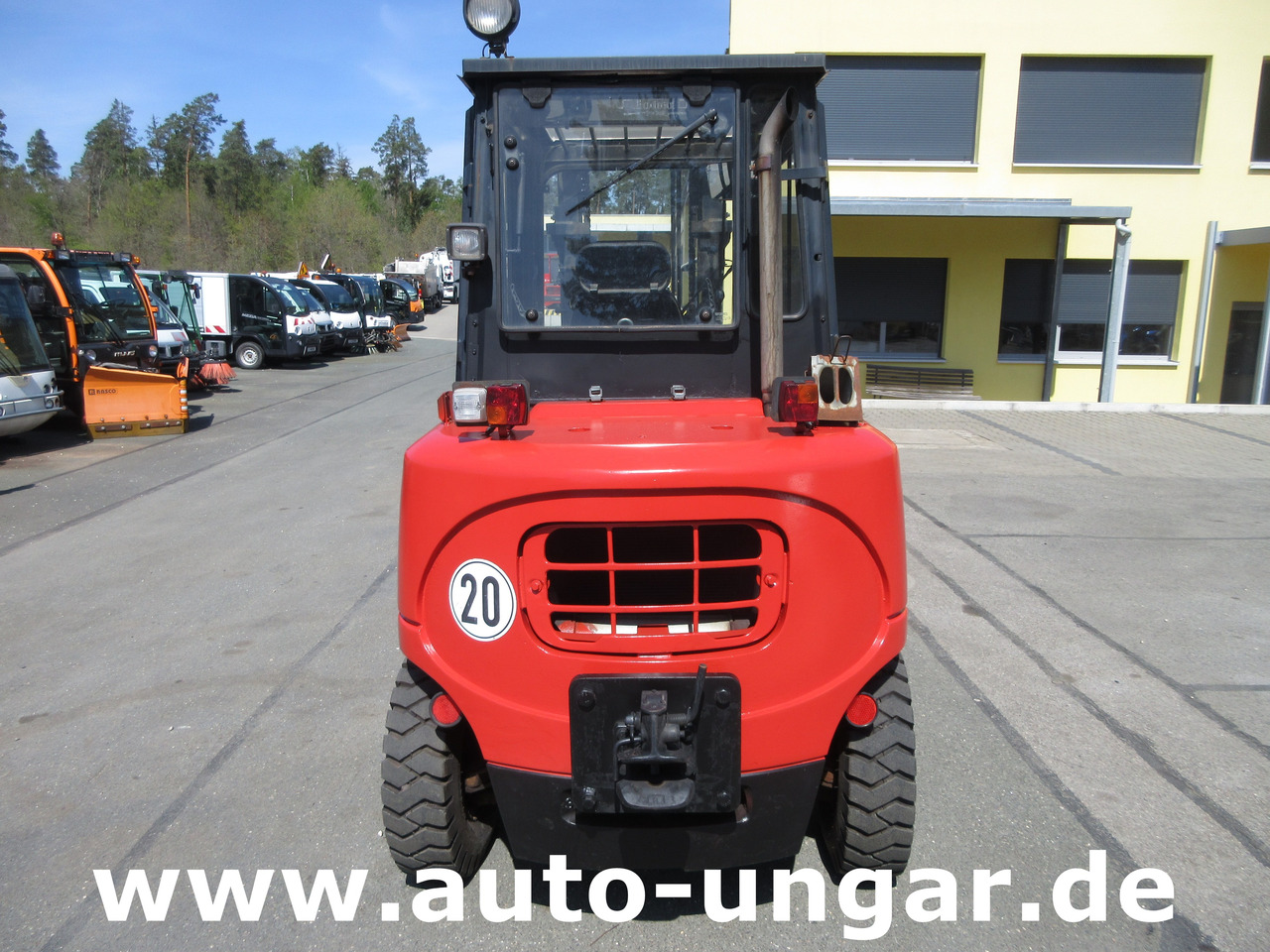 Nissan F04D 400 Diesel Gabelstapler 4.000kg Motorschaden Bj. 2002 - Dieselový vysokozdvižný vozík: obrázek 4 Nissan F04D 400 Diesel Gabelstapler 4.000kg Motorschaden Bj. 2002 - Dieselový vysokozdvižný vozík: obrázek 4