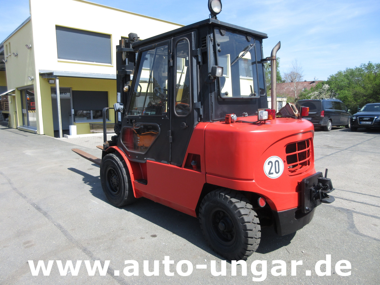Nissan F04D 400 Diesel Gabelstapler 4.000kg Motorschaden Bj. 2002 - Dieselový vysokozdvižný vozík: obrázek 5 Nissan F04D 400 Diesel Gabelstapler 4.000kg Motorschaden Bj. 2002 - Dieselový vysokozdvižný vozík: obrázek 5