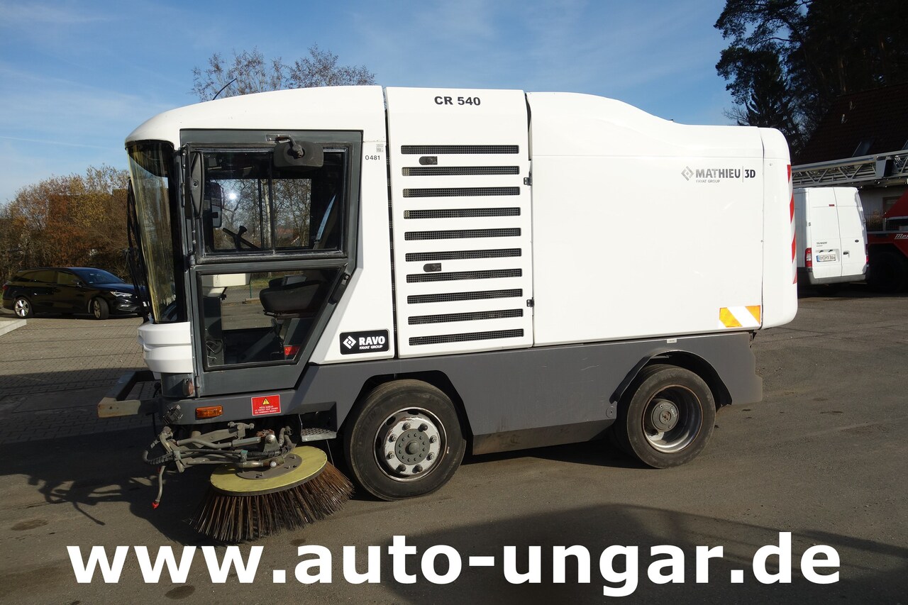 Ravo CR 540 Bj. 2013 Kehrmschine Straßenkehrer Streetsweeper Kommunalfahrzeug - Zametací vůz: obrázek 4 Ravo CR 540 Bj. 2013 Kehrmschine Straßenkehrer Streetsweeper Kommunalfahrzeug - Zametací vůz: obrázek 4