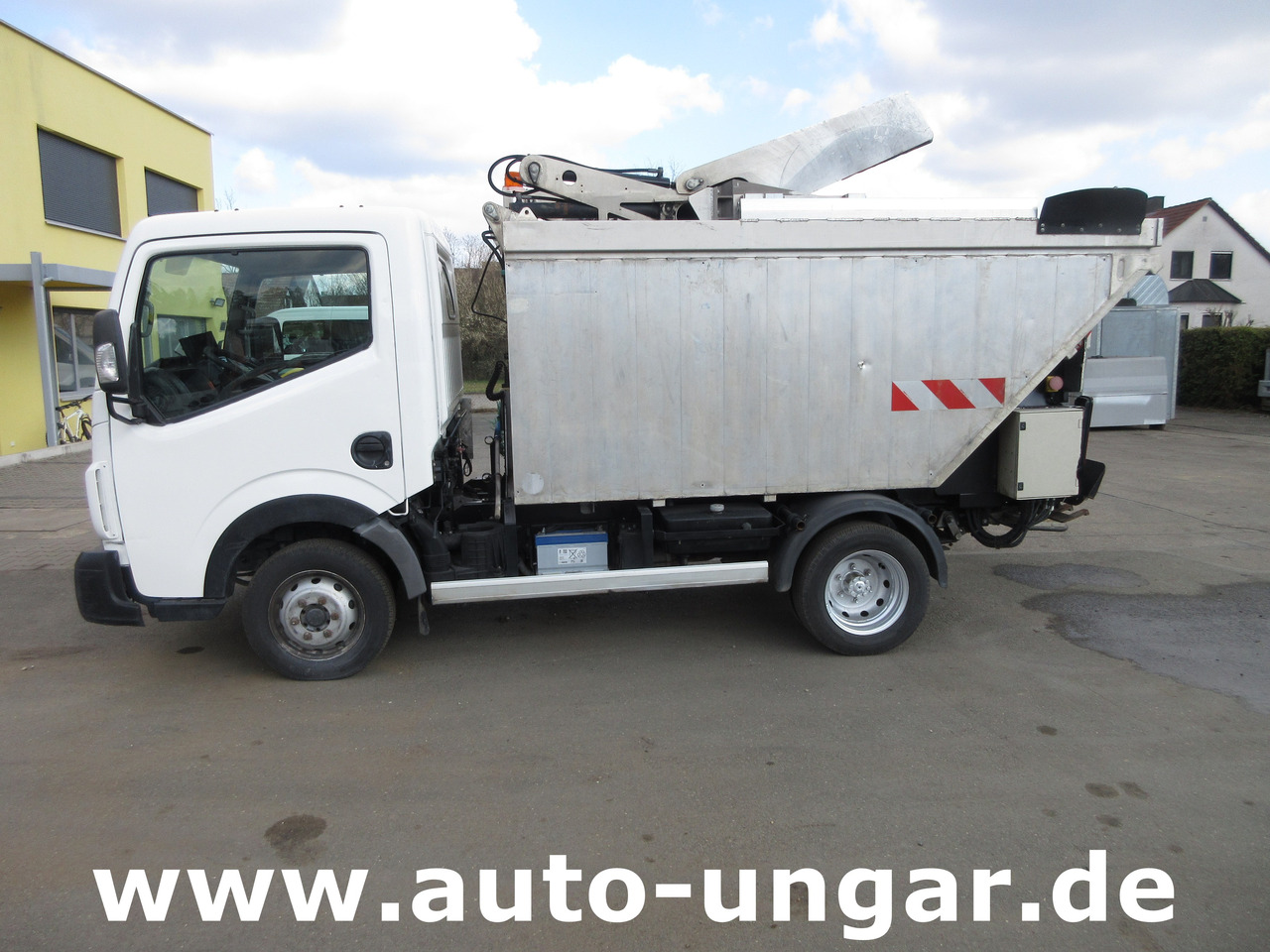 Renault Maxity 130 Müllwagen 3.500kg Lifter Presse Kipper Provence Benne Medium - Vůz na odvoz odpadků: obrázek 4 Renault Maxity 130 Müllwagen 3.500kg Lifter Presse Kipper Provence Benne Medium - Vůz na odvoz odpadků: obrázek 4
