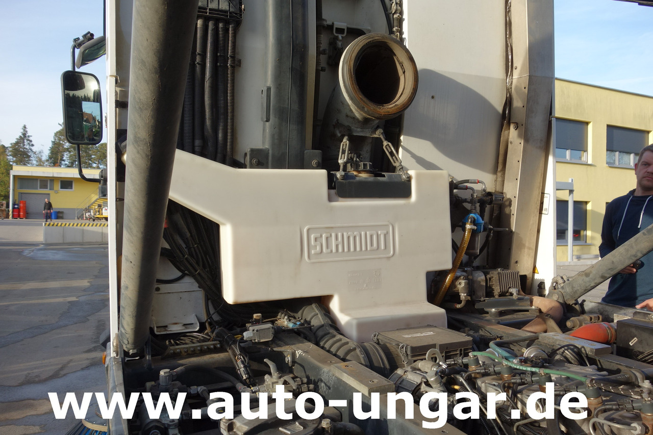 SCHMIDT Cleango 500 EURO 5 3. Besen Baujahr 2013 Kehrmaschine Straßenkehrmaschine - Zametací vůz: obrázek 4 SCHMIDT Cleango 500 EURO 5 3. Besen Baujahr 2013 Kehrmaschine Straßenkehrmaschine - Zametací vůz: obrázek 4
