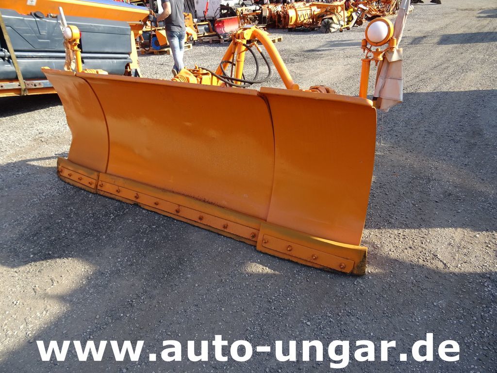 SCHMIDT E 2.3 Schneepflug - Schneeschild 270cm - Sněžný pluh: obrázek 2 SCHMIDT E 2.3 Schneepflug - Schneeschild 270cm - Sněžný pluh: obrázek 2