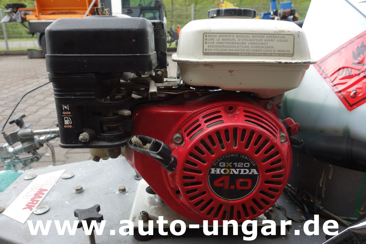 Titan Promark 690 Graco LineLazer Airless Roadmarking Machine Markiermaschine - Technika pro ukládaní asfaltu: obrázek 3 Titan Promark 690 Graco LineLazer Airless Roadmarking Machine Markiermaschine - Technika pro ukládaní asfaltu: obrázek 3