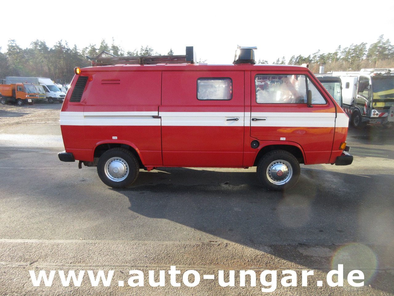 VOLKSWAGEN VW T3 Transporter Turbodiesel Feuerwehr ELF 1 aus 1985 - Hasičský vůz: obrázek 4 VOLKSWAGEN VW T3 Transporter Turbodiesel Feuerwehr ELF 1 aus 1985 - Hasičský vůz: obrázek 4