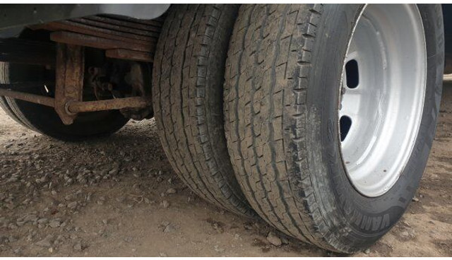 Dodávka valník, Dodávka s dvojitou kabinou Iveco 50C18 Daily 3.D 16V +Effer: obrázek 8