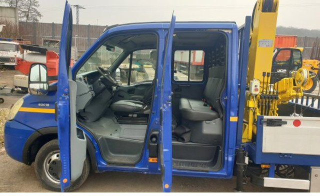 Dodávka valník, Dodávka s dvojitou kabinou Iveco 50C18 Daily 3.D 16V +Effer: obrázek 9