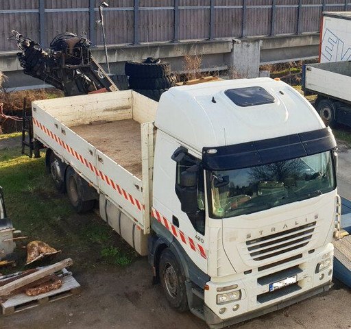 Iveco Stralis 420 - Nákladní automobil valníkový/ Plošinový, Auto s hydraulickou rukou: obrázek 2 Iveco Stralis 420 - Nákladní automobil valníkový/ Plošinový, Auto s hydraulickou rukou: obrázek 2
