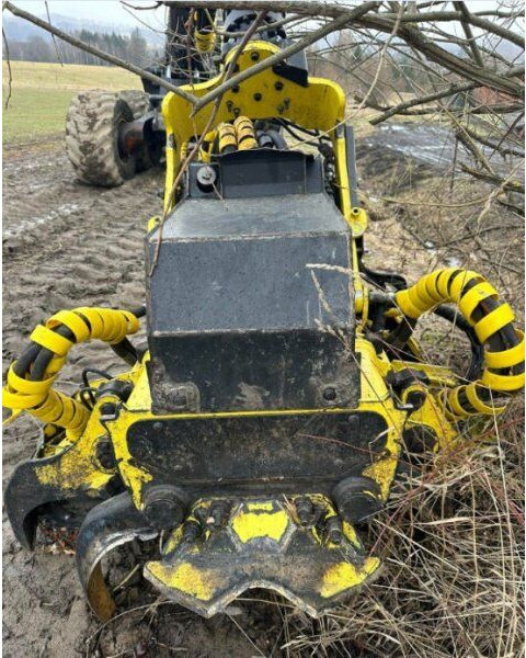 John Deere 1470E 6W +(2016) H415 - Harvestor: obrázek 4 John Deere 1470E 6W +(2016) H415 - Harvestor: obrázek 4