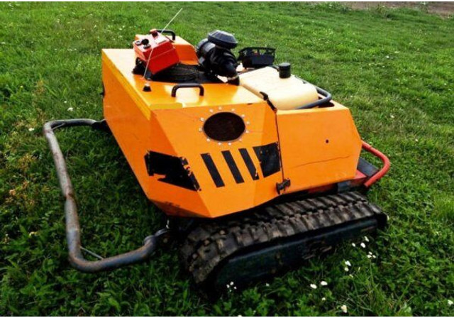 KommTek/NIKO - RoboFlail ONE (700kg/122cm profi) - Sekačka na trávu: obrázek 2 KommTek/NIKO - RoboFlail ONE (700kg/122cm profi) - Sekačka na trávu: obrázek 2