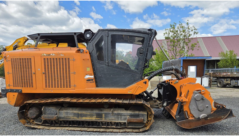 PrimeTech PT300 FAE 12t - Lesní mulčovač: obrázek 2 PrimeTech PT300 FAE 12t - Lesní mulčovač: obrázek 2